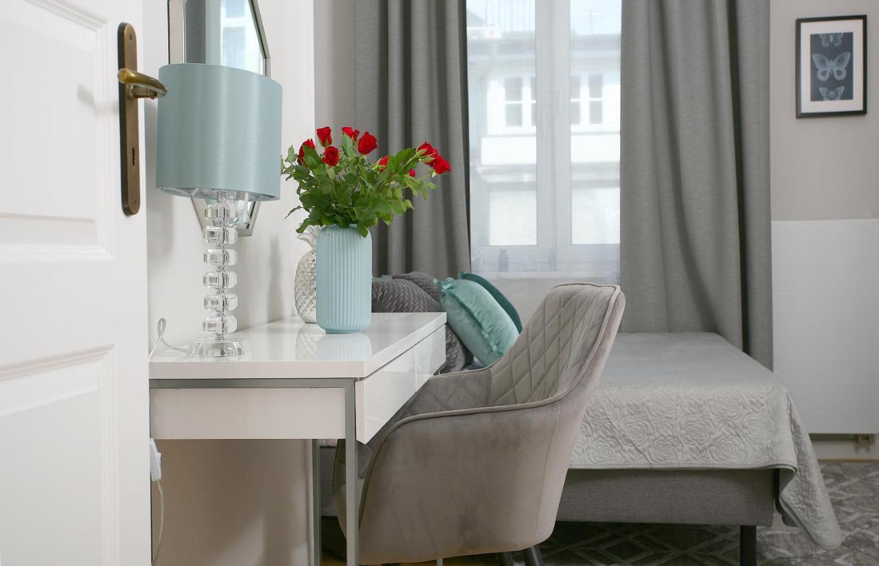 Gem Apartment By Castle Cracovia Esterno foto